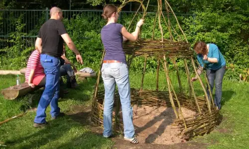 Kinder- und Erwachsenenbildung auf dem ökologischen Lehrgelände in Huchting